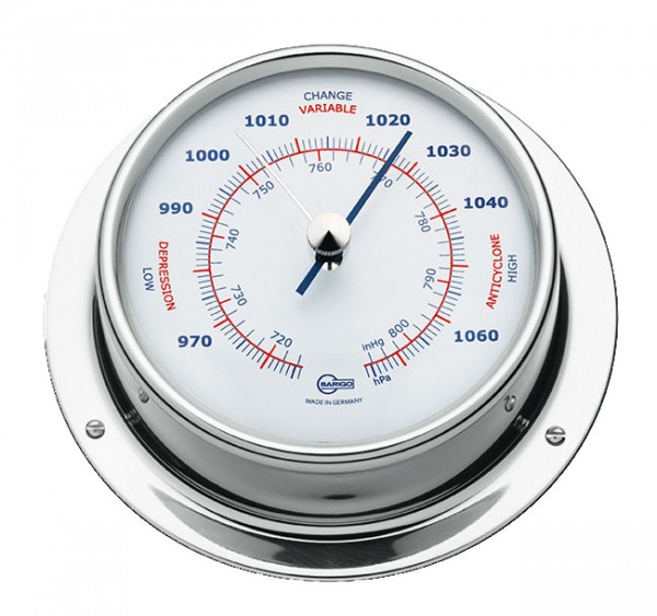 Yachtbarometer im Gehäuse aus polierten Edelstahl