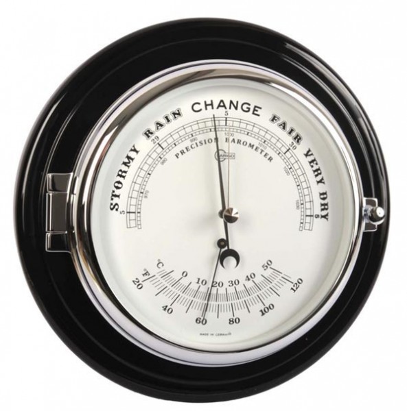 Schiffsbaromter mit Thermometer im schwarzen, glänzenden Mahagonikorpus